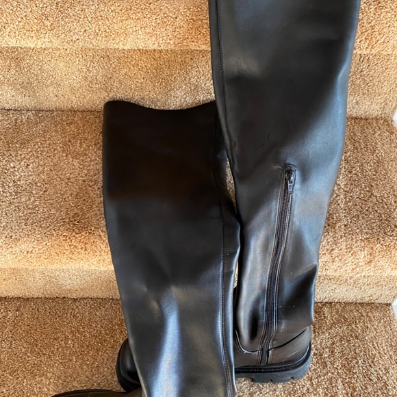 Steve Madden Gibbs Over The Knee Boots 